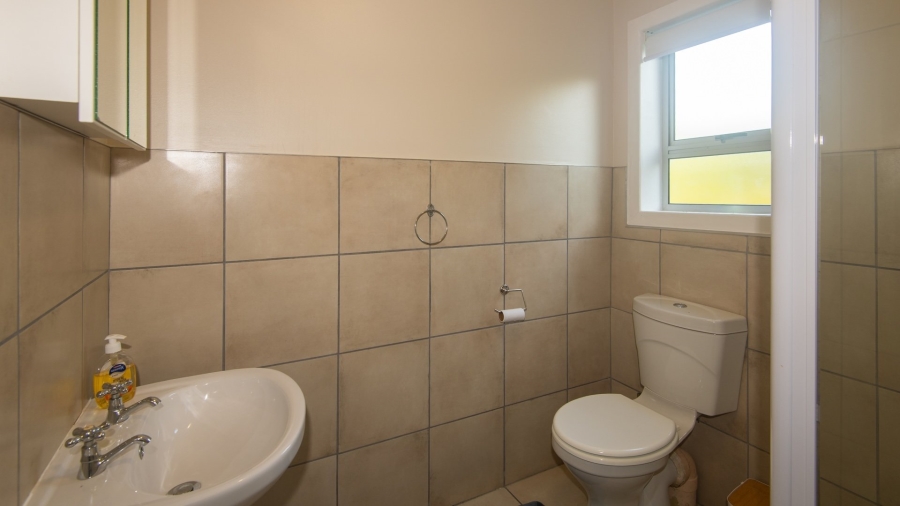 6 Bedroom Property for Sale in Nature On Sea Western Cape